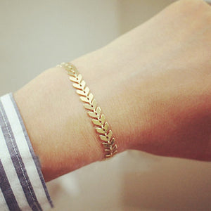 Gold Arrow Bracelet